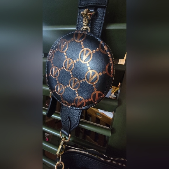 Beautiful  Valentino Spa Soft Leather Crossbody Made in Italy, with dust bag-NWT - Picture 4 of 10